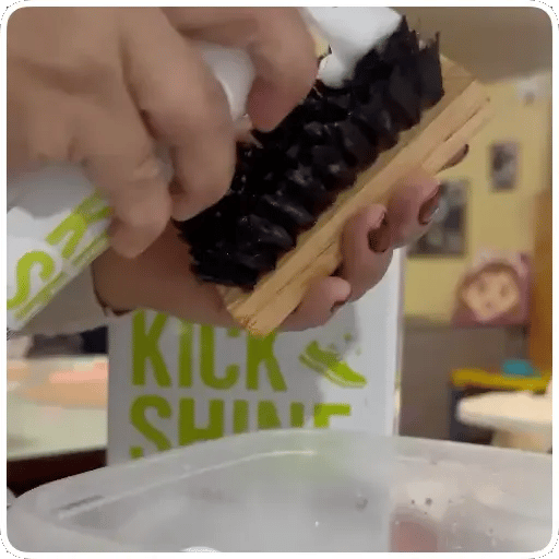 KICK SHINE – Kit limpiador de zapatos